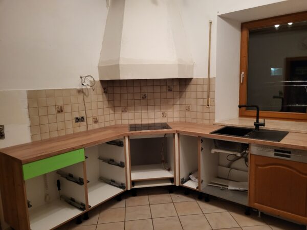 U - Küche mit 135 ° Ecklösung – Bild 2
