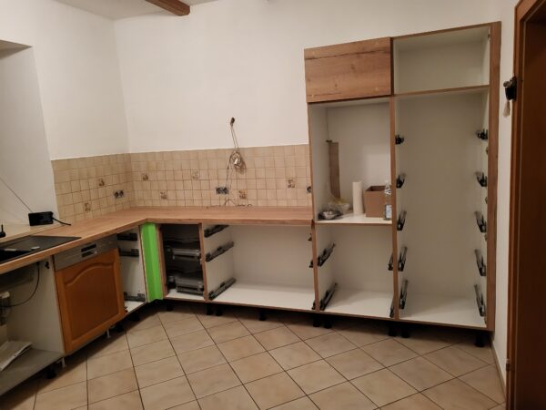 U - Küche mit 135 ° Ecklösung – Bild 4