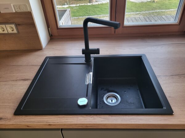 Einbauküche mit Kochinsel – Bild 21