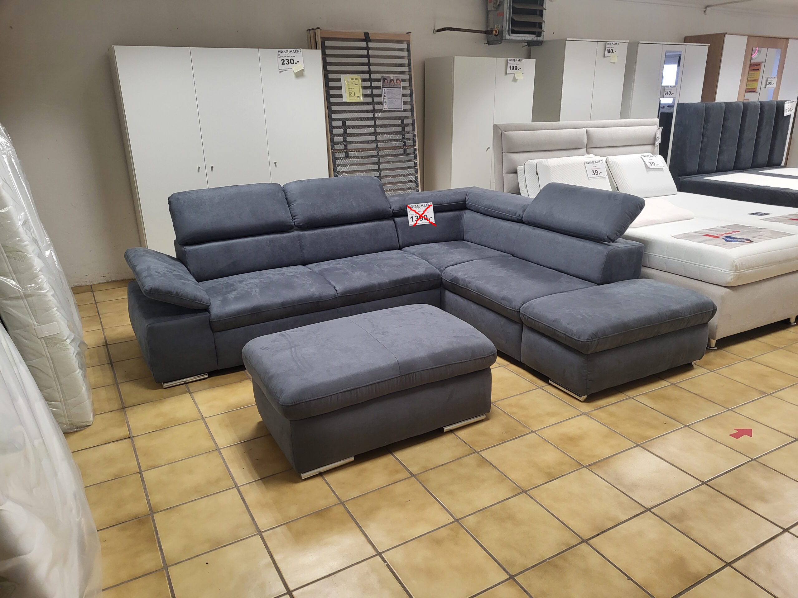 Ecksofa inkl. Hocker