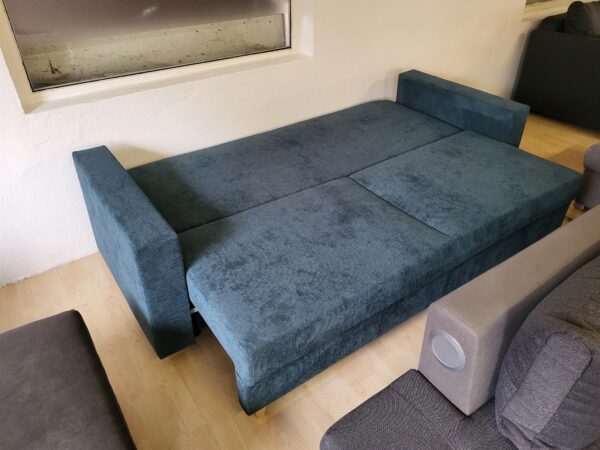 3-Sitzer inkl. Schlaffunktion und Federkern. – Bild 2