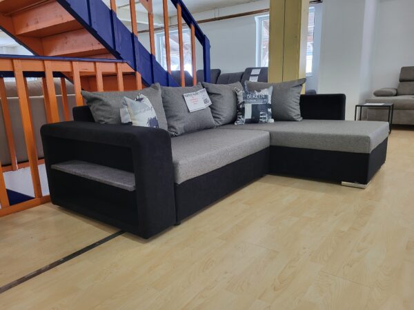 Ecksofa mit Regal