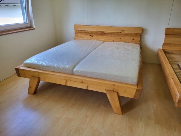 Balkenbett Fichte massiv – Bild 3
