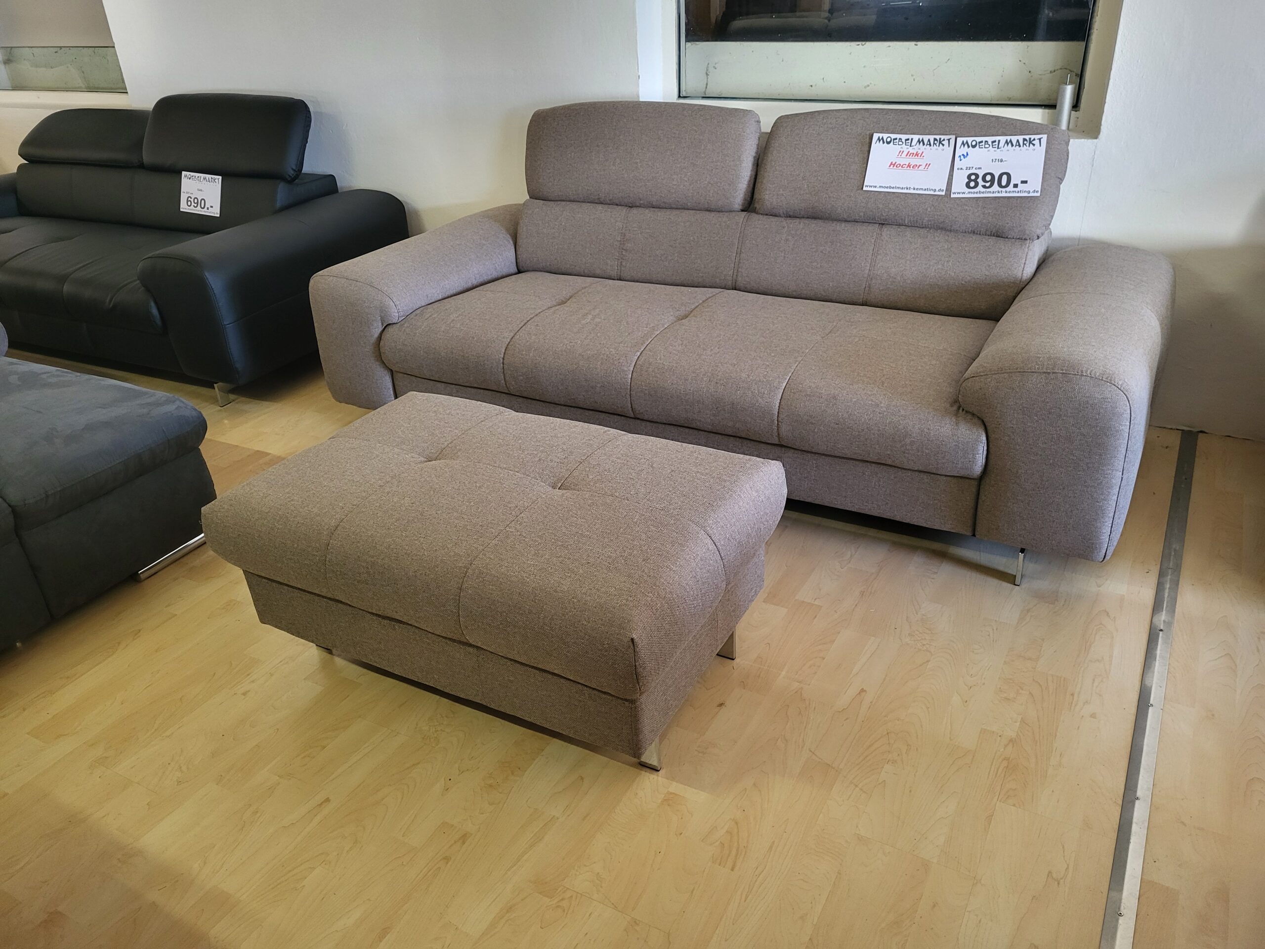 3 - Sitzer inkl. Hocker